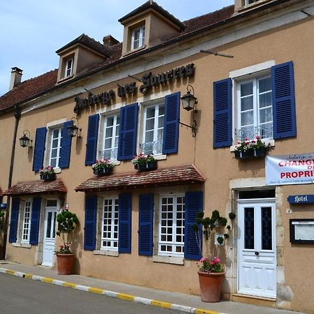 L'Auberge Des Sources Druyes-les-Belles-Fontaines Kültér fotó