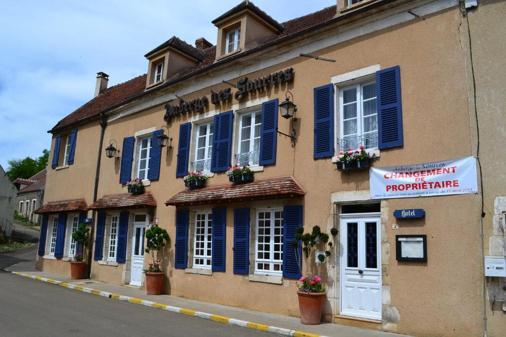L'Auberge Des Sources Druyes-les-Belles-Fontaines Kültér fotó