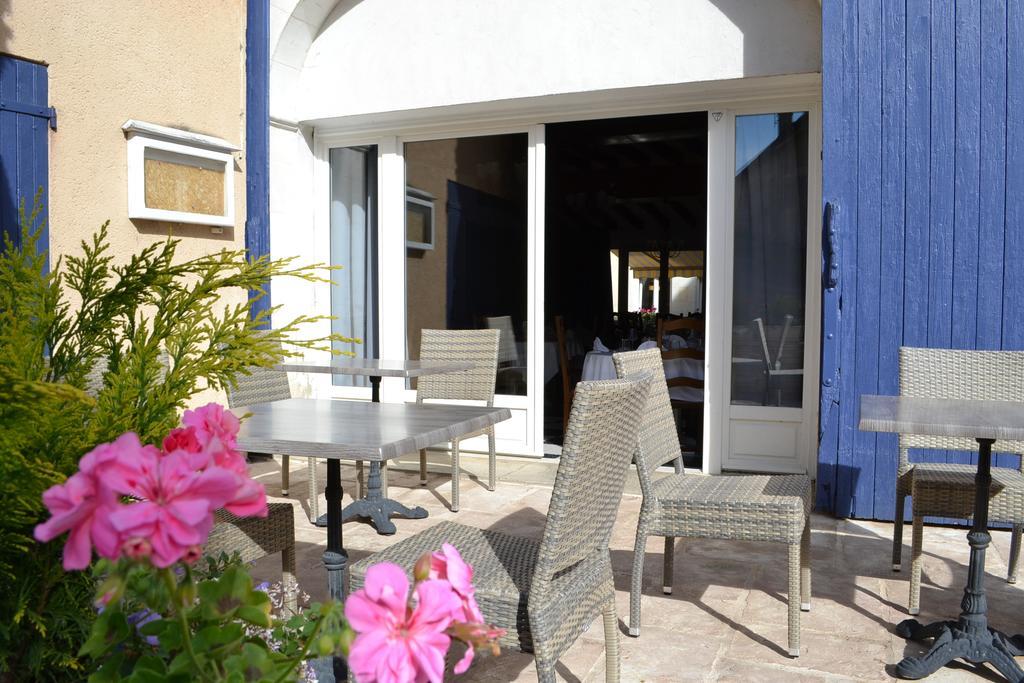 L'Auberge Des Sources Druyes-les-Belles-Fontaines Kültér fotó